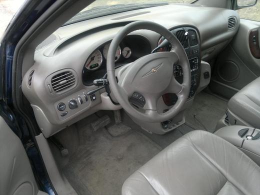 Chrysler Woyager (2).jpg