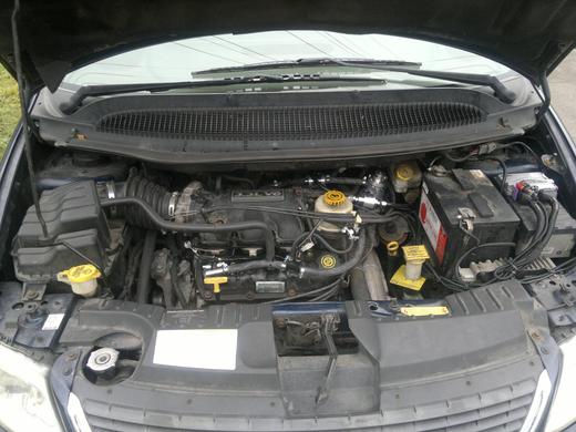 Chrysler Woyager.jpg