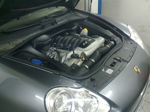 Porsche Cayenne (2).jpg