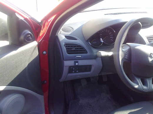 Renault Megane (2).jpg
